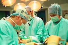 Αφαίρεση μεγάλου όγκου πνεύμονα και καρδιάς
