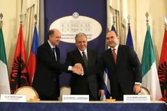 Υπογράφθηκε η συμφωνία για τον Αγωγό Tap