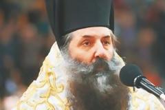 Μητροπολίτης Πειραιώς Σεραφείμ: Ετσι κι αλλιώς ο Πάπας ήταν παράνομος