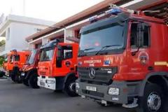 Υπάλληλος πυροσβεστικής που έκανε χρήση της γονικής άδειας