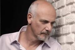 Γιώργος Κιμούλης: «Δανείστηκα από επτά φίλους για να μην πάω φυλακή»