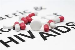 ΕΚΤΟΣ ΛΙΣΤΑΣ ΚΑΙ ΤΑ ΦΑΡΜΑΚΑ ΓΙΑ ΤΟ AIDS