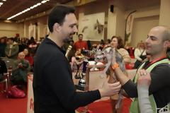 Πήγε σε έκθεση γάτας τυχαία και κέρδισε το πρώτο βραβείο,
