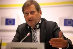 Ετοιμάζουν μπλόκο στον επίτροπο Χαν οι αγρότες της Αρκαδίας