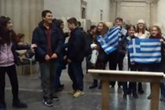 Έλληνες μαθητές στο Βρετανικό Μουσείο: Φέρτε πίσω τα Ελγίνεια Μάρμαρα