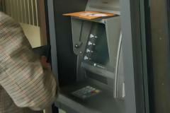 Λασίθι: Ναρκομανής της έκλεψε την κάρτα και 