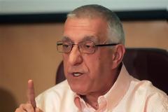 ΝΙΚΗΤΑΣ ΚΑΚΛΑΜΑΝΗΣ: ''ΕΑΝ ΤΟ ΠΡΟΓΡΑΜΜΑ ΔΕΝ ΠΙΑΣΕΙ ΤΟΥΣ ΣΤΟΧΟΥΣ ΤΟΥ, ΥΠΕΥΘΥΝΗ ΘΑ ΕΙΝΑΙ Η ΗΓΕΣΙΑ ΤΟΥ ΥΠ.ΟΙΚ. ΚΑΙ ΟΧΙ Ο ΛΑΟΣ''