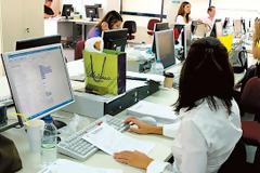 Στον «αέρα» 3.500 υπάλληλοι - Πιο κοντά οι απολύσεις