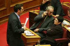 Παπαρήγα: ΠΑΣΟΚ… τελευταίας κοπής ο ΣΥΡΙΖΑ