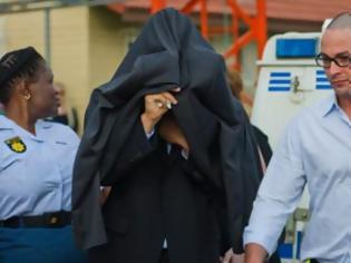 Φωτογραφία για Πιστόριους: Ματωμένο μπαστούνι μπέιζμπολ το νέο στοιχείο