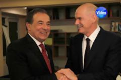 Η Σοσιαλιστική Διεθνής είναι δυσαρεστημένη με τον Παπανδρέου - Κοντεύει να τη διαλύσει...!!!