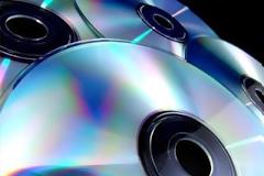 Κέρκυρα: Πωλούσε παράνομα dvd και cd