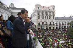 Επανεκλέγεται ο Πρόεδρος του Ισημερινού Ραφαέλ Κορέα