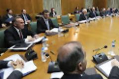 Κυριαρχούν τα ερπετά και οι αρουραίοι των υπουργείων…!!!