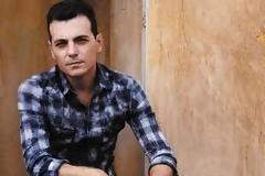 Πάτρα: Ο Μανώλης Φάμελλος live στο All Day by mods - Είσοδος ελεύθερη