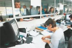 24% περισσότερες Θέσεις από τους υπαλλήλους που βρίσκονται σε διαθεσιμότητα