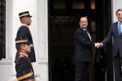Φρανσουά Ολάντ: Δεν ήρθα να πουλήσω όπλα, ήρθα να βοηθήσω