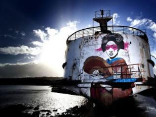 Φωτογραφία για Από τα γκράφιτι στους δρόμους... τώρα γκράφιτι σε πλοία!