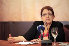 «Ο ελληνικός λαός δεν έχει να περιμένει τίποτα από την επίσκεψη του Ολάντ και των Γάλλων επιχειρηματιών»