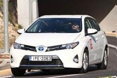 Toyota Auris Hybrid: Υβριδ(αν)ικό!