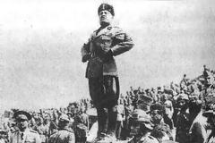 20.07.1942: Αιφνιδιαστική επίσκεψη Μουσολίνι στην Αθήνα