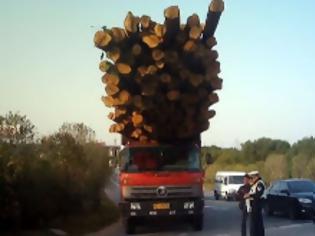 Φωτογραφία για Υπερφορτωμένος κίνδυνος στους δρόμους της Κίνας