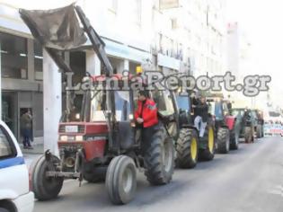 Φωτογραφία για Δείτε ΦΩΤΟ από την απεργιακή πορεία σήμερα στη Λαμία