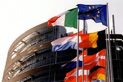 F.T: Το Ευρωκοινοβούλιο ζητά μεγαλύτερη διαφάνεια από τις τράπεζες