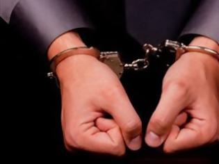 Φωτογραφία για Πάτρα: Συνελήφθη 56χρονος από το χώρο της εμπορίας φωτοβολταΐκών για χρέη στο Δημόσιο