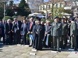 Φωτογραφία για Στιγμιότυπα από την κατάθεση στεφάνων στο Ηρώο, για τον εορτασμό των 100 χρόνων από την απελευθέρωση της πόλης των Ιωαννίνων