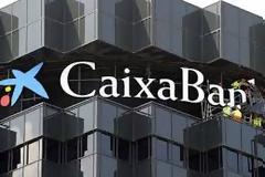 Ισπανία: H Caixabank σχεδιάζει σημαντικές περικοπές θέσεων εργασίας, σύμφωνα με πηγές