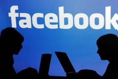 Νοίκιασε μια σέξι σύντροφο μέσω Facebook