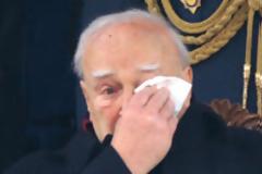 Γιατί δάκρυσε τέσσερις φορές ο Κάρολος Παπούλιας!