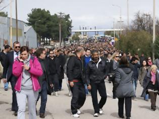 Φωτογραφία για Το Αίγιο μίλησε: Οι σχολές ΑΤΕΙ θα μείνουν εδώ! - Πρωτοφανής λαοθάλασσα στη Νέα Εθνική Οδό