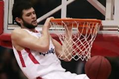 Ολυμπιακός - Κάχα Λαμποράλ 82-74...