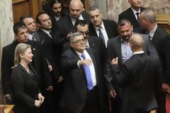 Χρυσή Αυγή: Η φούσκα των πολυδιαφημισμένων επενδύσεων που θα φέρει ο Σαμαράς
