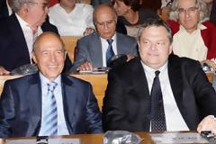 Η “μοιραία” σχέση Βενιζέλου-Σημίτη