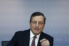 Οι τράπεζες κρατούν τα κεφάλαια της ΕΚΤ