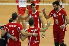 ΤΕΣΤΑΡΟΥΝ ΤΙΣ ΔΥΝΑΜΕΙΣ ΤΟΥΣ ΚΟΝΤΡΑ ΣΤΟ ΦΟΙΝΙΚΑ ΕΝΟΨΕΙ League Cup ΟΙ ΕΡΥΘΡΟΛΕΥΚΟΙ