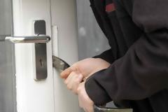 Εξιχνιάστηκαν δύο διαρρήξεις σπιτιών στην Καβάλα