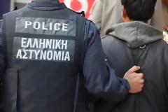 Αφγανοί μετέφεραν συμπατριώτες τους