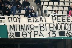 Πανό για Βγενόπουλο, συνθήματα για Τζίγγερ!