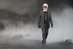 O Λάγκερφελντ βάζει... φωτιές