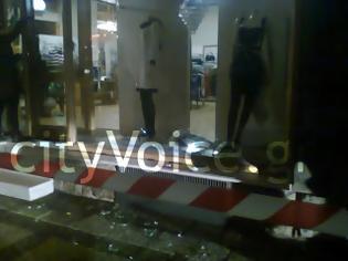 Φωτογραφία για Γυαλιά-καρφιά κατάστημα στο κέντρο του Αγρινίου - Δείτε φωτο