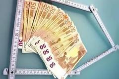 Ρύθμιση για τα υπερχρεωμένα νοικοκυριά προωθεί η κυβέρνηση