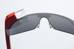 To Google Glass θα μπορεί να χρησιμοποιεί τη σύνδεση δεδομένων του iPhone μέσω Bluetooth
