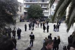 Πάτρα: Απίστευτο αλλά αληθινό - Ουρές το μεσημέρι στις εκλογές για το συνέδριο του ΠΑΣΟΚ