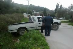 Αυτοκίνητο βρέθηκε σε σούδα στη Λευκάδα
