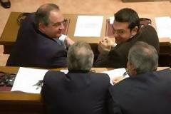 Καραμανλής - Τσίπρας, το αναπόφευκτο ειδύλλιο
