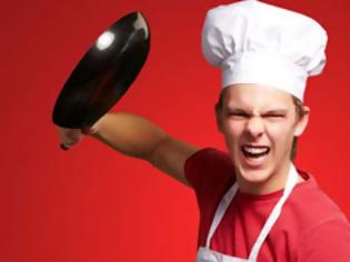 Φωτογραφία για Τα 10 πιο συνηθισμένα λάθη των αντρών στην κουζίνα